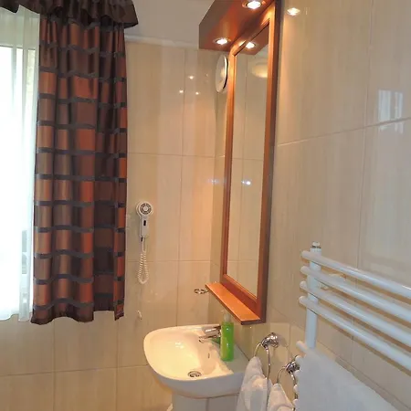 Luxus Golf Apartment Buk Room photo